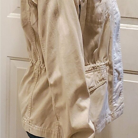 Eddie Bauer tan sports utility jacket - Picture 6 of 8